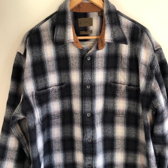 St John’s Bay Brawny Black Heavy Weight Flannel XL - Picture 5 of 7
